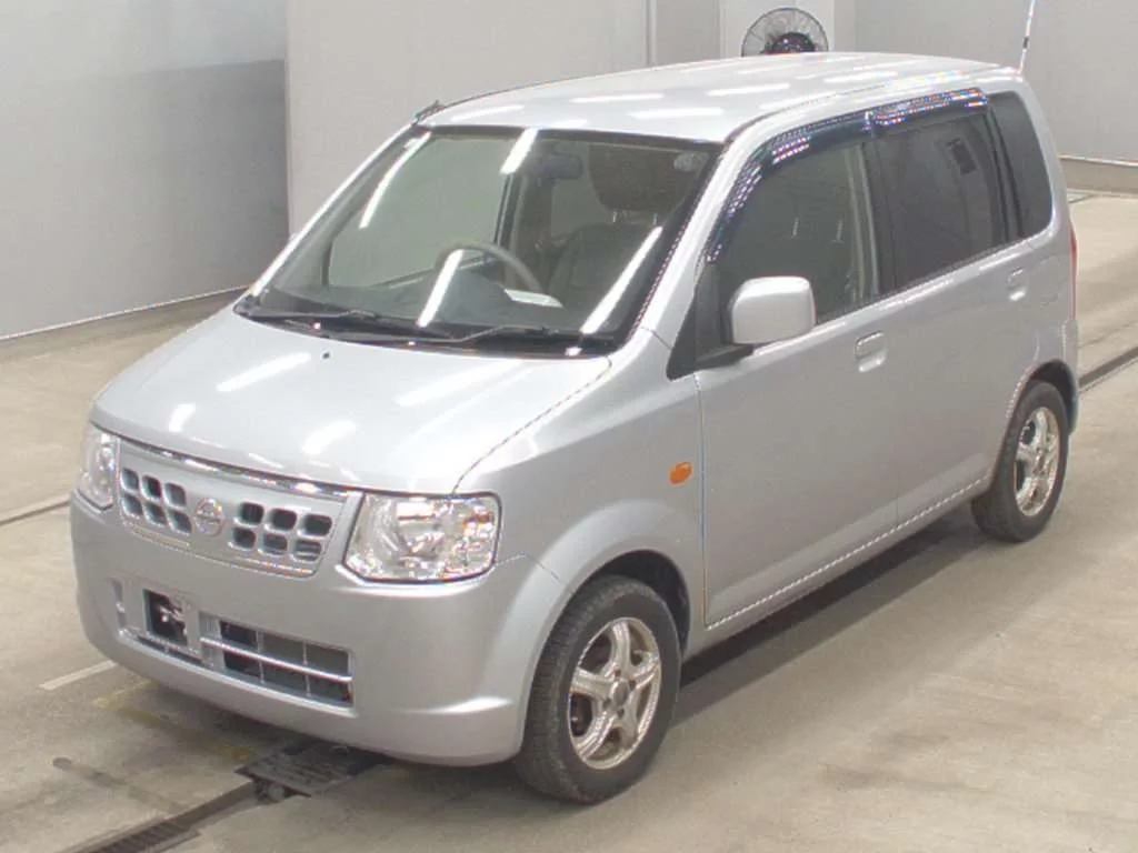 Nissan Otti  с аукциона в Японии