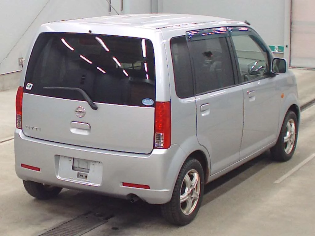 Nissan Otti  с аукциона в Японии