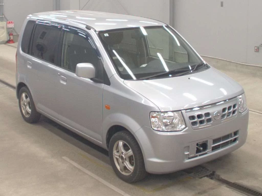 Nissan Otti  с аукциона в Японии