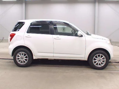 TOYOTA RUSH