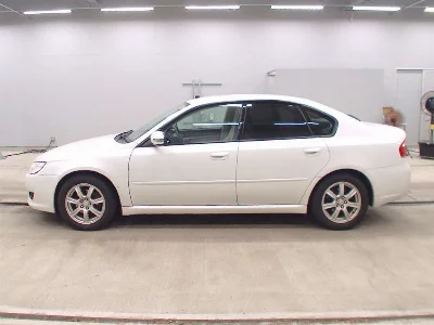 SUBARU LEGACY B4