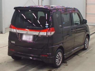 MITSUBISHI DELICA D:2