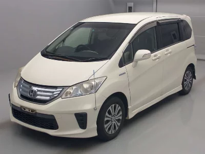 HONDA FREED HYBRID