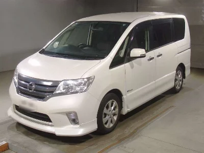 NISSAN SERENA