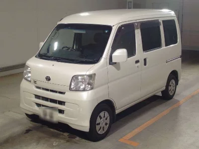 TOYOTA PIXIS VAN