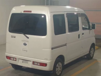 TOYOTA PIXIS VAN