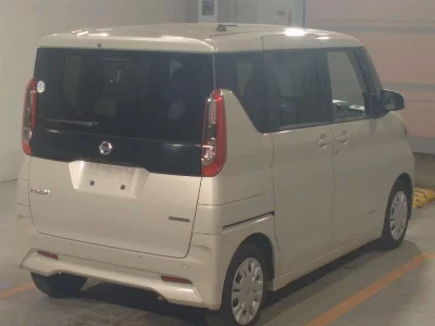 NISSAN ROOX