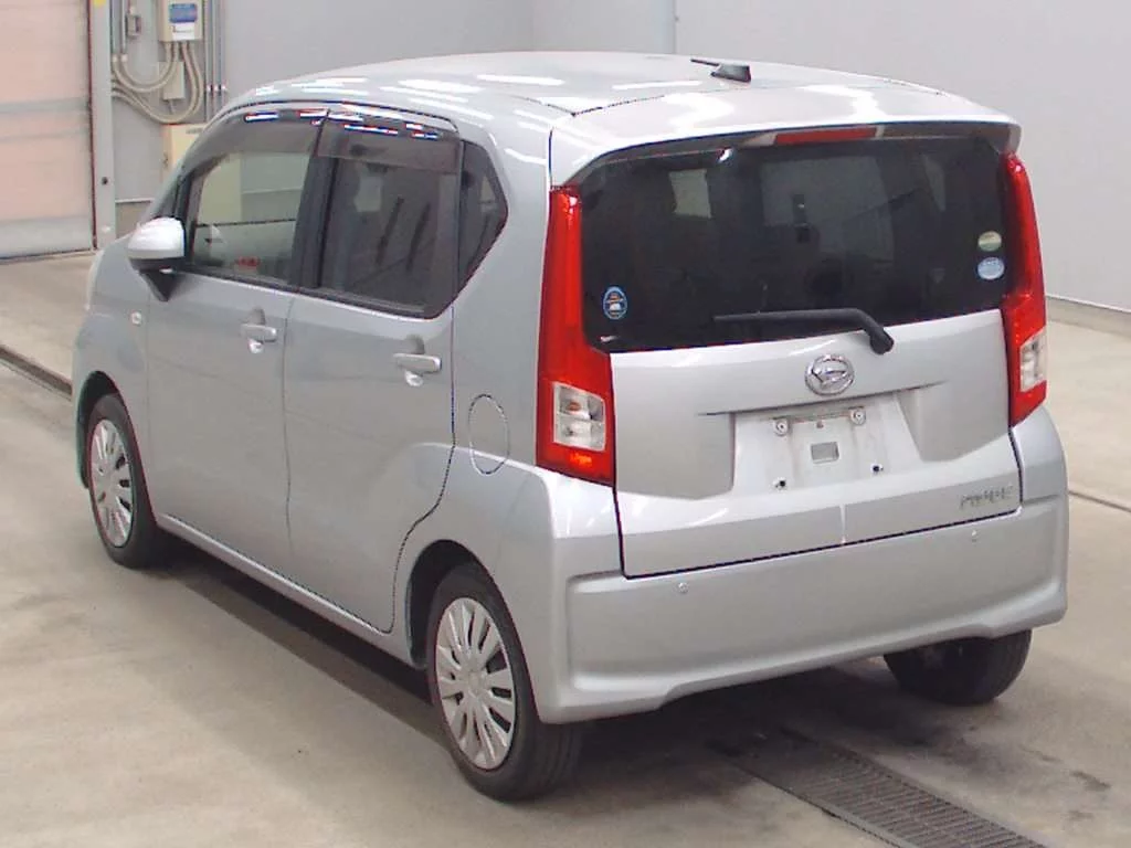 Daihatsu Move  с аукциона в Японии