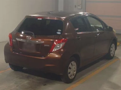 TOYOTA VITZ