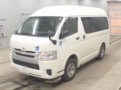 TOYOTA REGIUS VAN