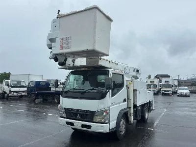 MITSUBISHI CANTER