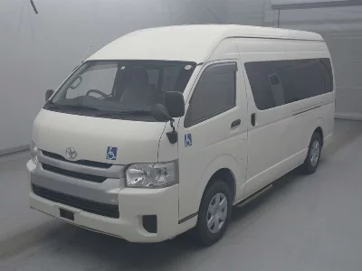 TOYOTA REGIUS VAN