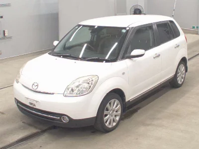 MAZDA VERISA