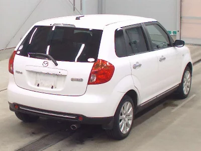 MAZDA VERISA