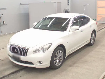 MITSUBISHI PROUDIA