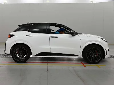 LEXUS LBX