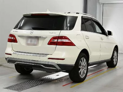 MERCEDES BENZ M CLASS