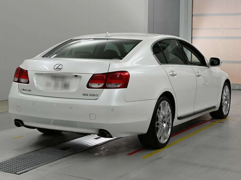 Lexus GS  с аукциона в Японии