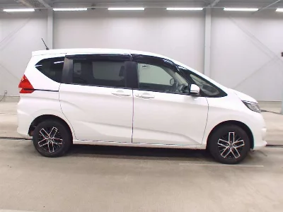 HONDA FREED+