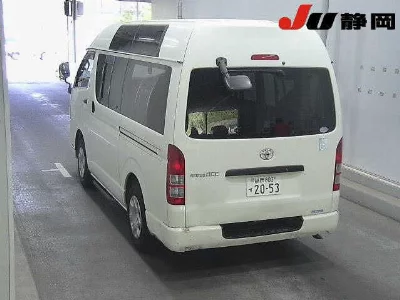 TOYOTA REGIUS VAN