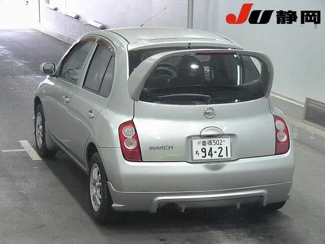 Nissan March  с аукциона в Японии