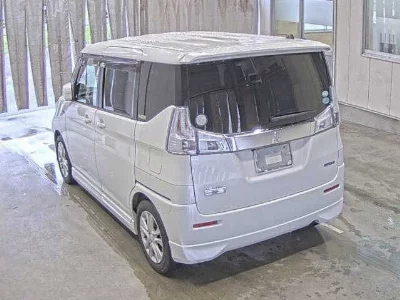 MITSUBISHI DELICA D:2