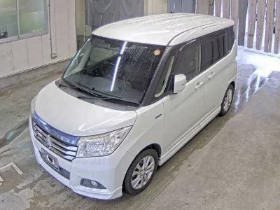 MITSUBISHI DELICA D:2