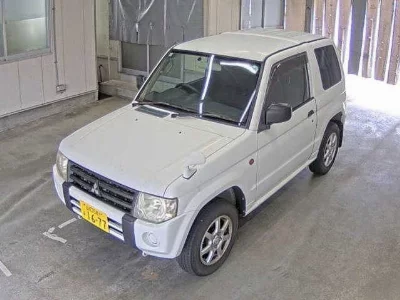 MITSUBISHI PAJERO MINI