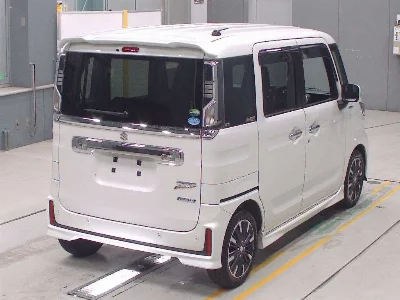 Suzuki Spacia Custom