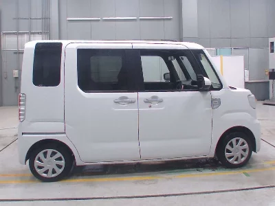TOYOTA PIXIS MEGA