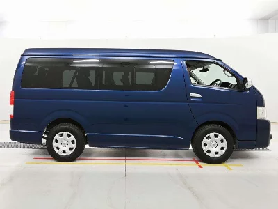 TOYOTA HIACE WAGON