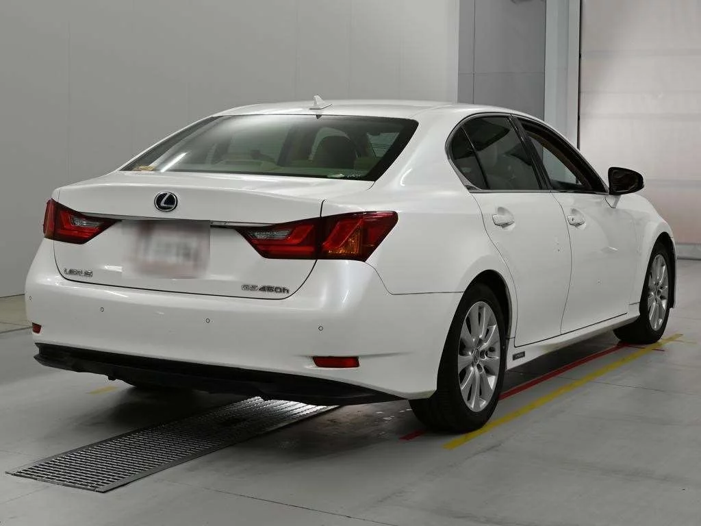 Lexus GS  с аукциона в Японии