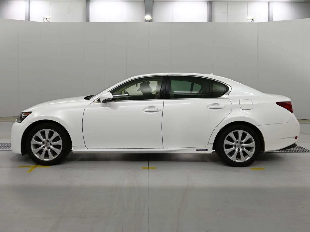 Lexus GS  с аукциона в Японии