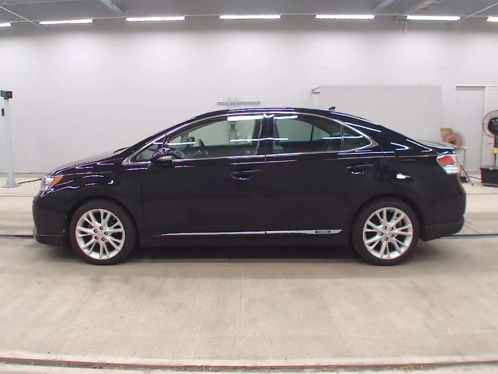 Lexus HS250h  с аукциона в Японии