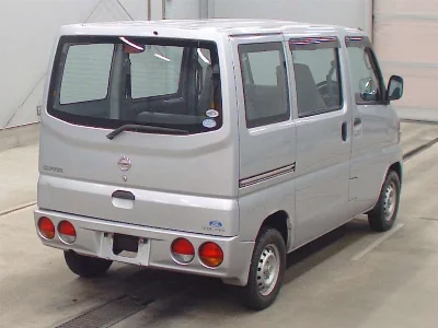 NISSAN CLIPPER VAN