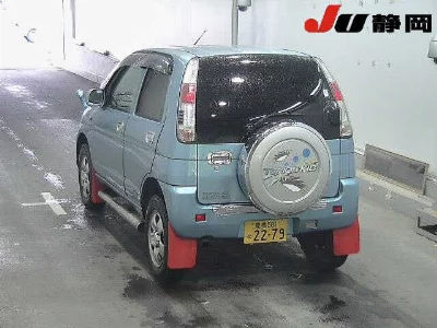 DAIHATSU TERIOS KID