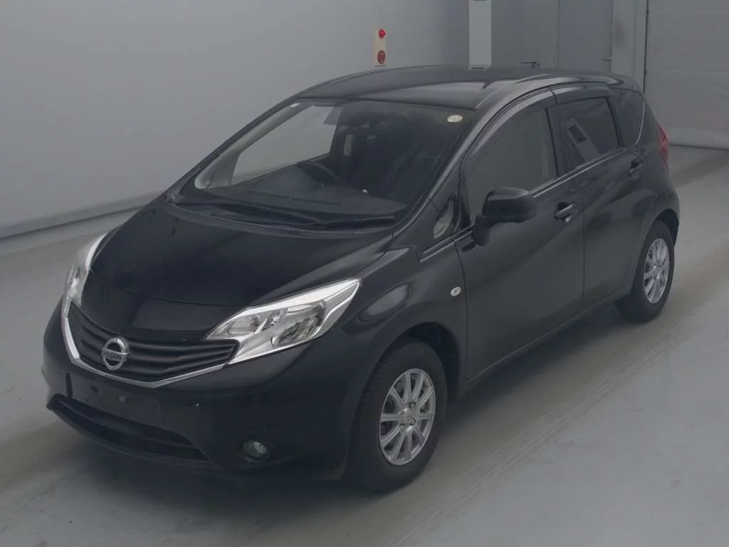 Nissan Note  с аукциона в Японии