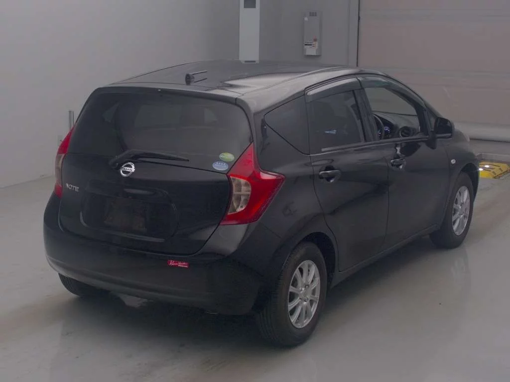 Nissan Note  с аукциона в Японии