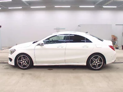 MERCEDES BENZ CLA