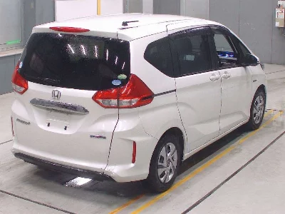 HONDA FREED + HYBRID