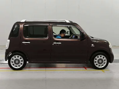 Daihatsu Mira Cocoa