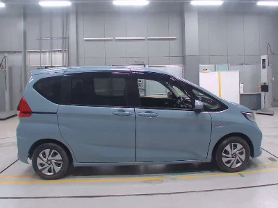 HONDA FREED HYBRID
