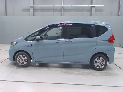 HONDA FREED HYBRID