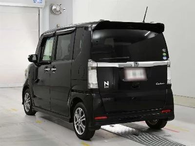 HONDA N BOX CUSTOM