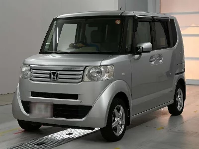 HONDA N BOX +
