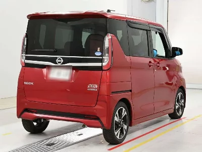 NISSAN ROOX