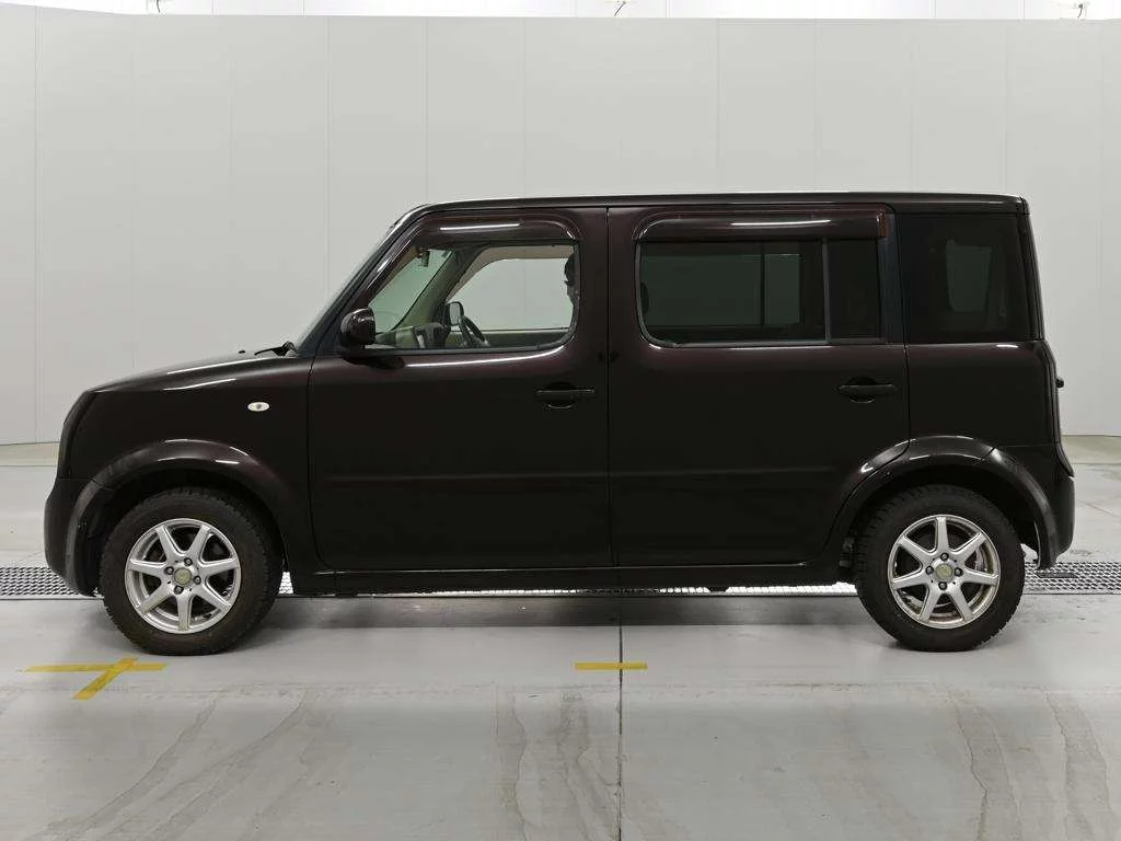 Nissan Cube Cubic  с аукциона в Японии
