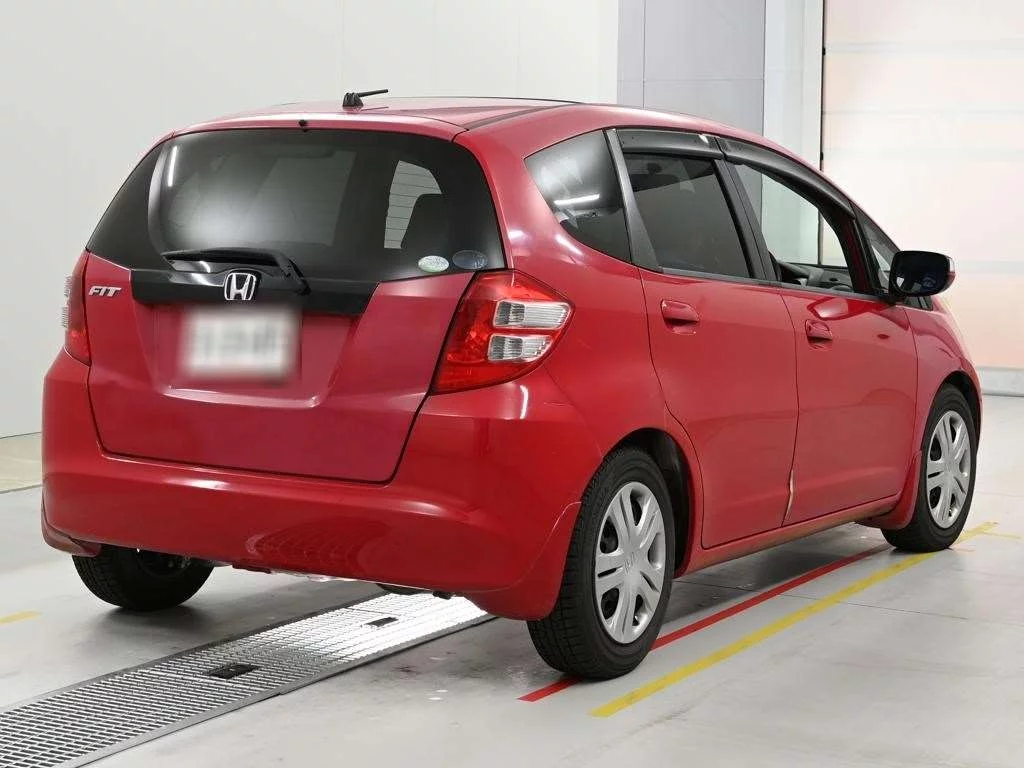Honda Fit  с аукциона в Японии