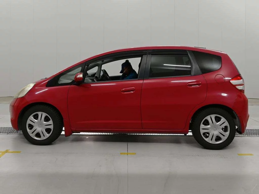 Honda Fit  с аукциона в Японии