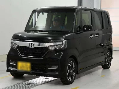 HONDA N BOX CUSTOM